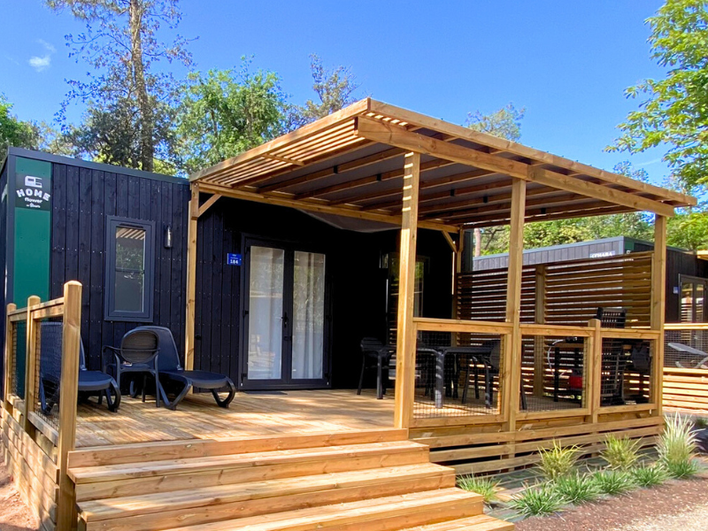 Homeflower Premium CLIM 35m² (3 chambres) + terrasse semi-couverte + TV + draps + serviettes
